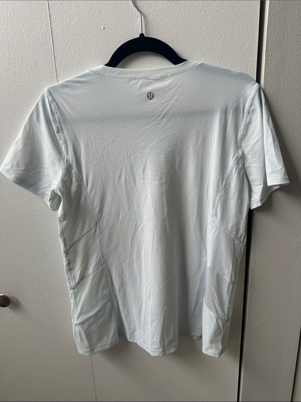 Lululemon workout top